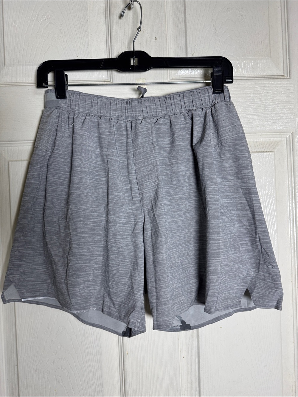 lululemon athletica Sltc Gray Lightweight Surge Men’s Athletic Shorts Sz Medium